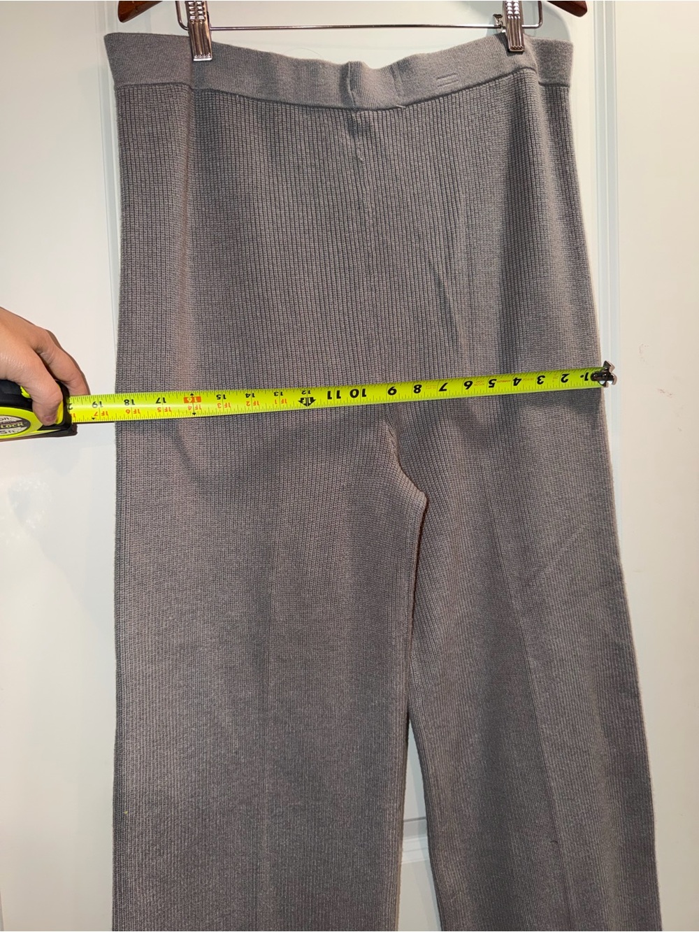 Gray Ribbed Wide-Leg Knit Pants - Picture 5 of 6